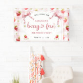 Willkommen Strawberry Berry Erster Geburtstag Banner (Insitu)