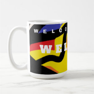 WILLKOMMEN ZUHAUSE ART PATTER AUF SCHWARZ KAFFEETASSE