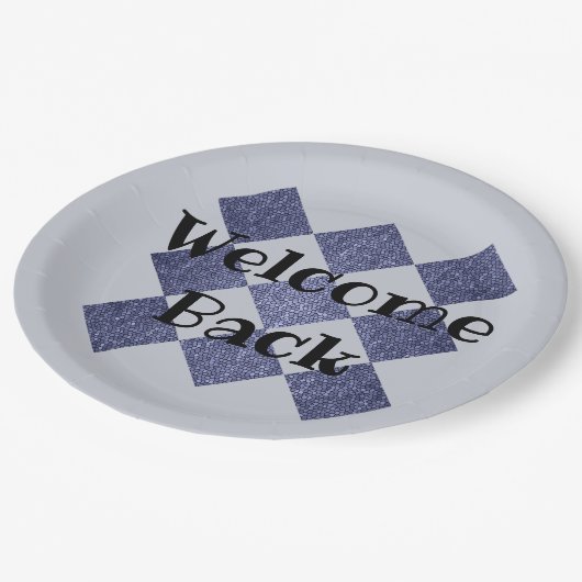 Willkommen Zurück Mitarbeiter Geschlecht neutrale Pappteller (Schrägansicht)