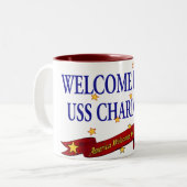 Willkommenes Zuhause USS Charlotte Zweifarbige Tasse (Vorderseite Links)