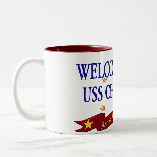 Willkommenes Zuhause USS Charlotte Zweifarbige Tasse (Links)