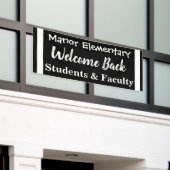 Willkommensbanner für die Außenschule Banner (Äußeres Gebäude)