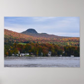 Willoughby-See, Vermont, im Herbst Poster (Vorne)