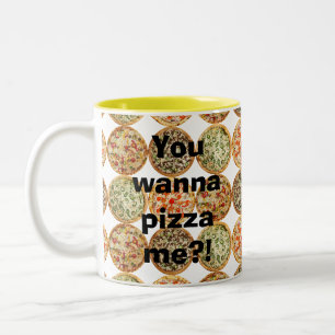 "Willst du mir Pizza pizzen?" Zweifarbige Tasse