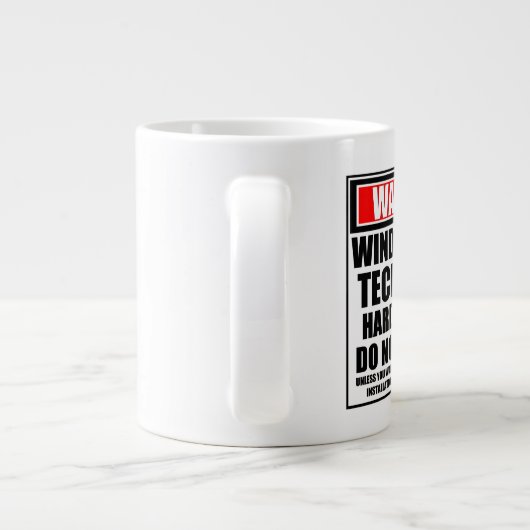 Wind Turbinen Techniker hart am Werk Jumbo-Tasse (Rückseite)