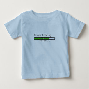 Windel-Laden. Warten Sie bitte Baby T-shirt