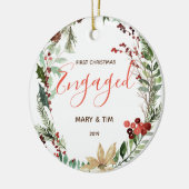 Winden Sie 1. Weihnachtsverlobtes Keramik Ornament (Links)