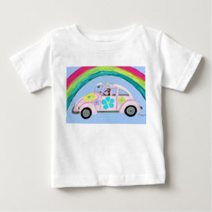 Windhund in Hippie-Auto mit Regenbogen-T-Shirt Baby T-shirt