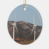 Windkraftanlagen mit einem Vollmond-Porträt Keramik Ornament (Links)