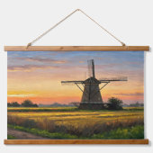 Windmill In The Countryside Wandteppich Mit Holzrahmen (Vorne)