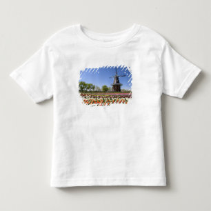 Windmill Island Park mit blühenden Tulpen bei Kleinkind T-shirt