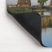 Windmills, Kinderdijk, Niederlande Mousepad (Ecke)