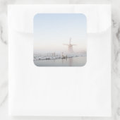 Windmühle im Schnee im Winteraufkleber Quadratischer Aufkleber (Tasche)