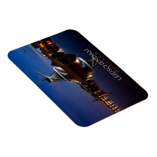 Windmühle Leidschendam mit Reflexion in der Nacht Magnet (Rechte Seite)