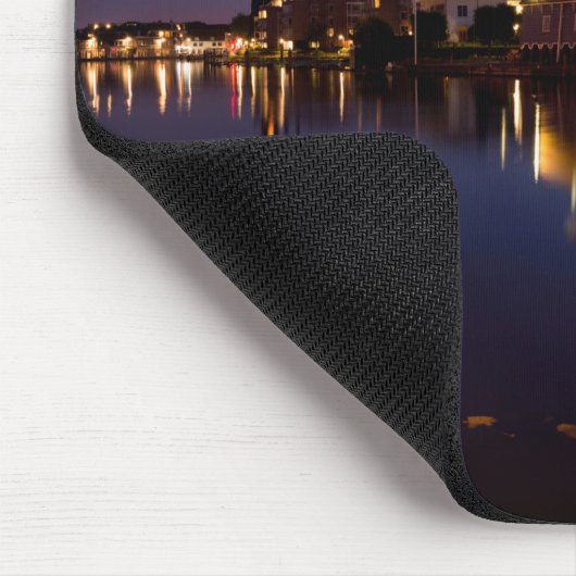 Windmühle Leidschendam mit Reflexion in der Nacht Mousepad (Ecke)