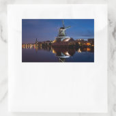 Windmühle Leidschendam mit Reflexion in der Nacht Rechteckiger Aufkleber (Tasche)