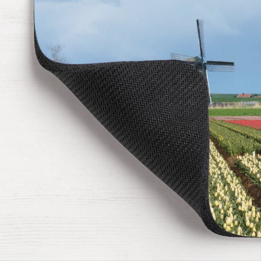 Windmühle und Tulpelandschaftmousepad Mousepad (Ecke)