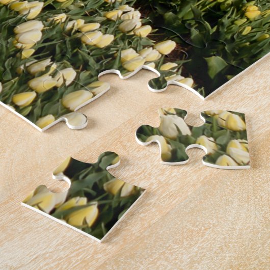 Windmühle und Tulpen in vertikaler Frühjahrslandsc Puzzle (Seite)