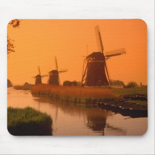 Windmühlen bei Sonnenuntergang, Leidschendam, Nied Mousepad