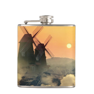 Windmühlen Berge und Wolken Flachmann