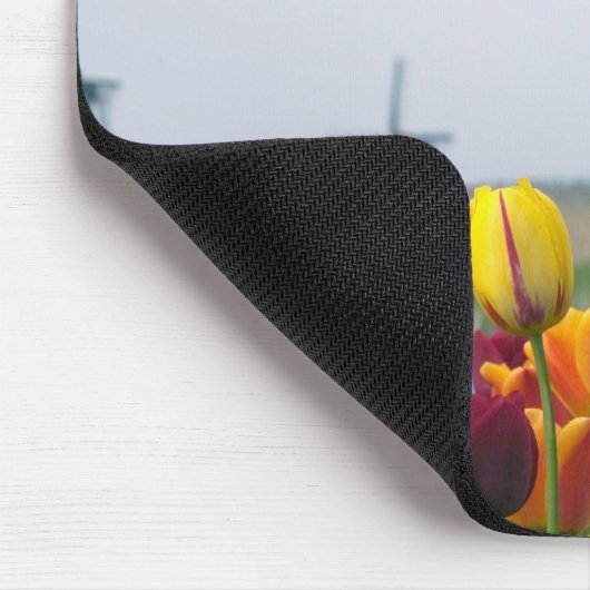 Windmühlen und Tulpen entlang des Kanals in Mousepad (Ecke)