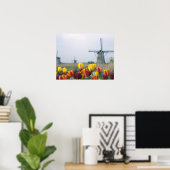 Windmühlen und Tulpen entlang des Kanals in Poster (Heimbüro)