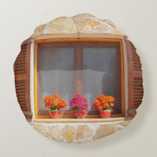 Window of a spanish Finca Rundes Kissen