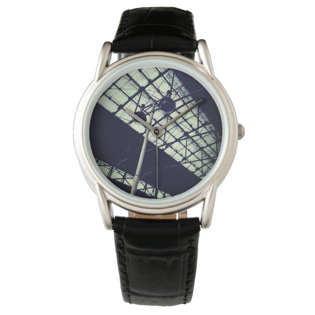 Windows am Bahnhof. Armbanduhr (Vorderseite)