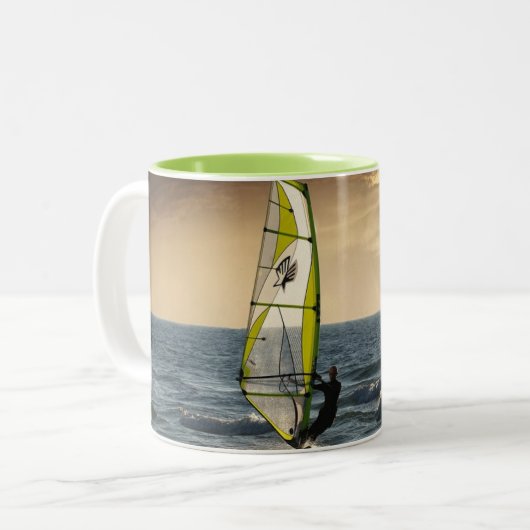 Windsurfen Zweifarbige Tasse (Vorderseite Links)