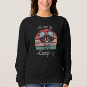 Wine and Camping Graphic   Camping Drinking Sweatshirt (Vorderseite)