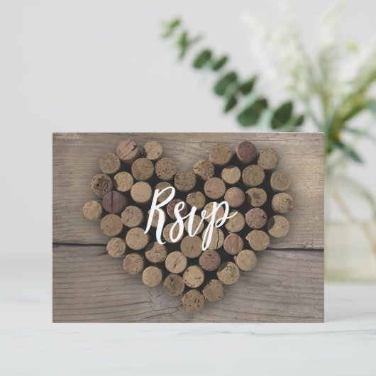 Wine Cork Heart RSVP Card (Stehend Vorderseite)