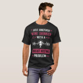 Wine Drinker Podcast Hosting T-Shirt (Vorne ganz)