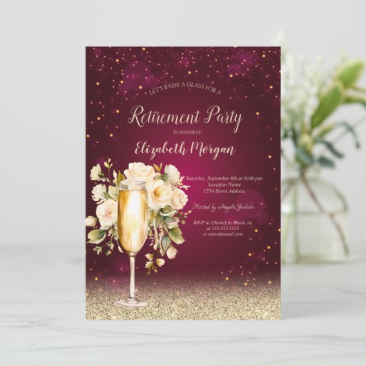 Wine Glass Gold Bokeh White Roses Red Rtirement Einladung (Stehend Vorderseite)