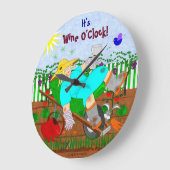 Wine O'Clock in the Garden Große Wanduhr (Winkel)