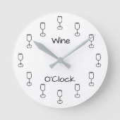 Wine O'Clock Runde Wanduhr (Vorderseite)