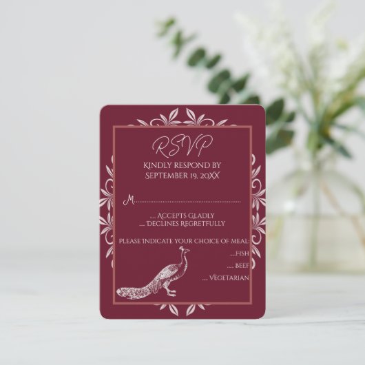 Wine Peacock Blüh Wedding RSVP Card (Stehend Vorderseite)
