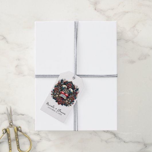 Wine tasting in der Fattoria Moncucchetto Geschenkanhänger (Mit Garn)