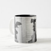Winged Sieg Samothrace Nike der Grieche-Skulptur Zweifarbige Tasse (Vorderseite Links)