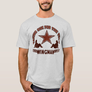 Wingman, der ein für das Team nimmt T-Shirt