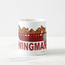 Wingman-Militär schaut Huhn-Slogan