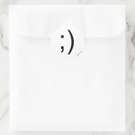 Wink Emoticon Runder Aufkleber (Tasche)