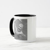 Winkende Frau Tasse (Vorderseite Links)