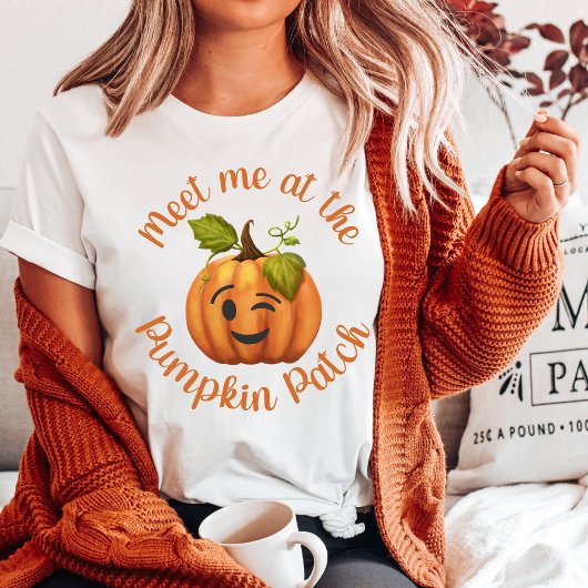 Winking Pumpkin trifft mich beim Pumpkin Patch T-Shirt