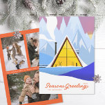 Winter A Frame Ski Chalet Retro Foto Feiertagskarte<br><div class="desc">Anpassen für Ihre Business- oder Familienkarte mit originaler A-Frame-Abbildung von Becky Nimoy; 3-Foto-Layout auf der Rückseite,  oder löschen Sie,  um nur eine zu verwenden,  nutzen Sie die Kultur und Füll-Tools,  um die Fotos nach Bedarf anzupassen</div>