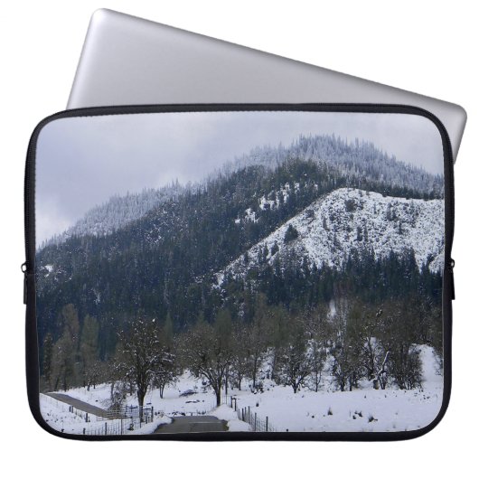 Winter auf dem Land.... Laptopschutzhülle (Vorderseite)
