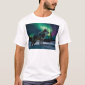 Winter Aurora & Timber Wolf Wildlife Design T-Shirt (Vorderseite)