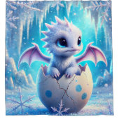 Winter Baby Dragon Duschvorhang (Vorderseite)