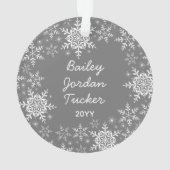 Winter Baby's First Christmas Snowflakes Foto Ornament (Rückseite)