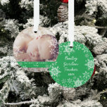 Winter Baby's First Christmas Snowflakes Foto Ornament<br><div class="desc">Dieses süße Design bietet Schneeflocken in Weiß und Silber mit Platz für ein Foto zum Gedenken an die 1. Weihnachtszeit des Babys! Die Kollektion der Koordinationsprodukte ist in unserem Shop, zazzle.com/store/doodlelulu, erhältlich. Kontaktieren Sie uns, wenn Sie dieses Design für ein bestimmtes Produkt verwenden möchten, um Ihr eigenes, einzigartiges Passwort zu...</div>