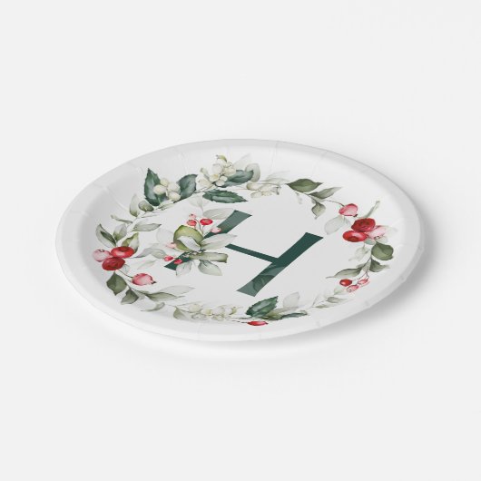 Winter Berries Monogram H Paper Plate Pappteller (Schrägansicht)